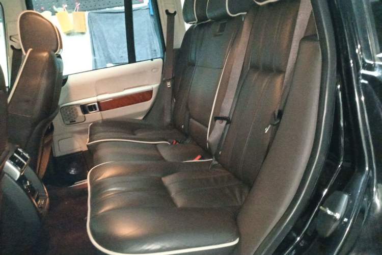 Used Land Rover Range 2012 5.0 NA V8 Left Rear Seat