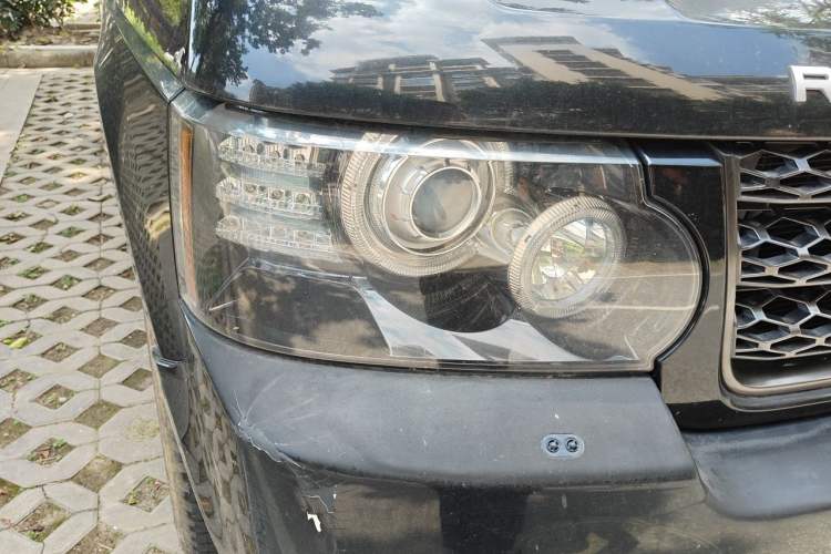 Used Land Rover Range 2012 5.0 NA V8 Right Front Headlight