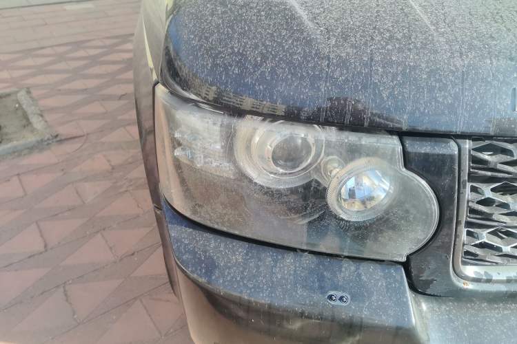 Used Land Rover Range 2012 5.0 NA V8 Right Front Headlight
