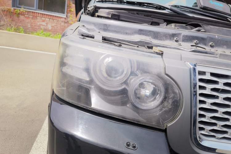 Used Land Rover Range 2012 5.0 SC V8 Right Front Headlight