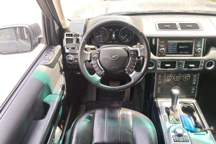 Used Land Rover Range 2012 5.0 NA V8 Steering Wheel