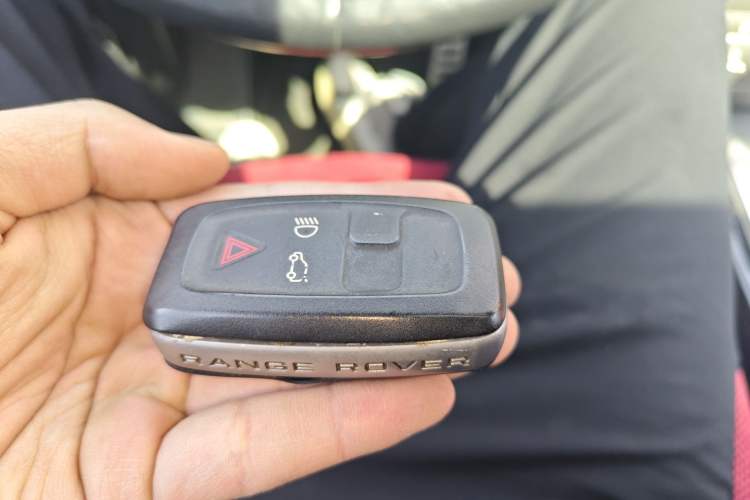 Used Land Rover Range  Vehicle Key