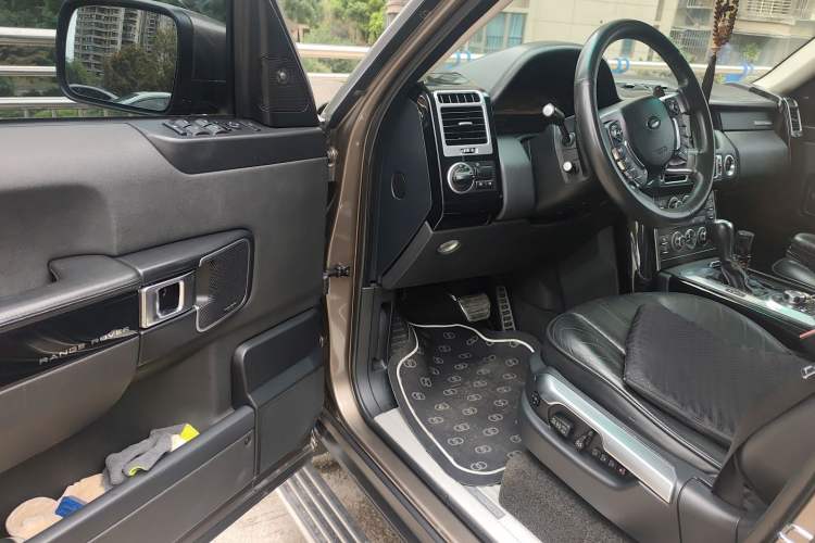Used Land Rover Range 2012 5.0 SC V8 Driver Seat