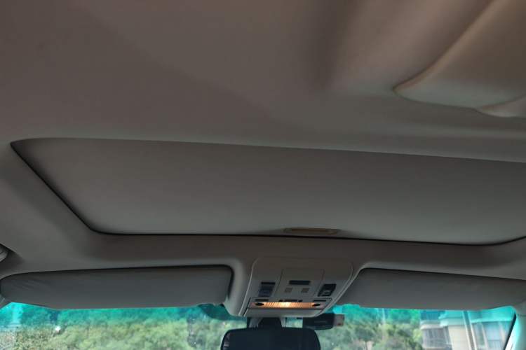 Used Land Rover Range 2012 5.0 SC V8 Headliner