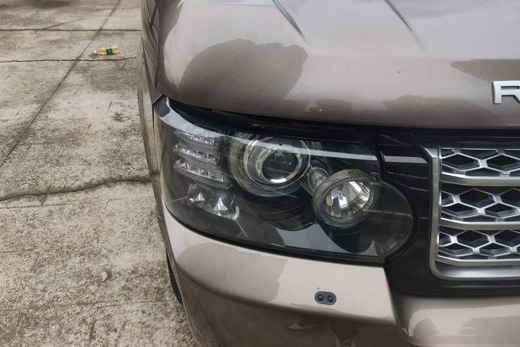 Used Land Rover Range 2012 5.0 SC V8 Right Front Headlight