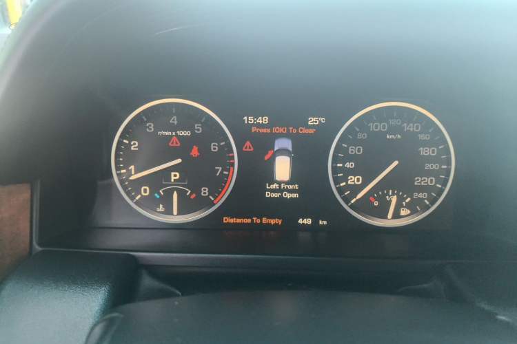Used Land Rover Range 2012 5.0 NA V8 Instrument Cluster