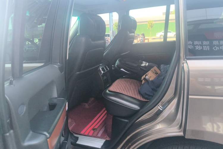 Used Land Rover Range 2012 5.0 NA V8 Left Rear Seat