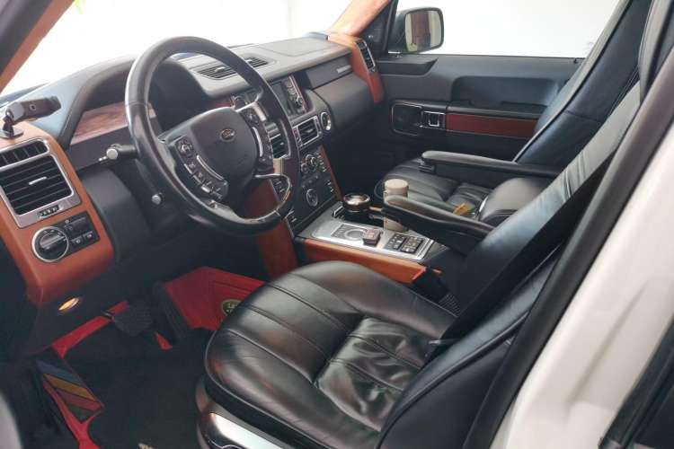 Used Land Rover Range 2012 4.4 TDV8 Left Front Seat