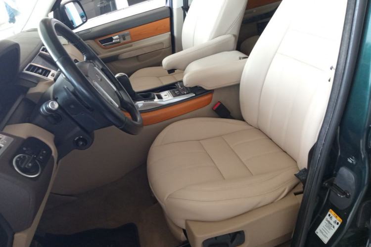 Used Land Rover Range 2012 5.0 NA V8 Left Front Seat