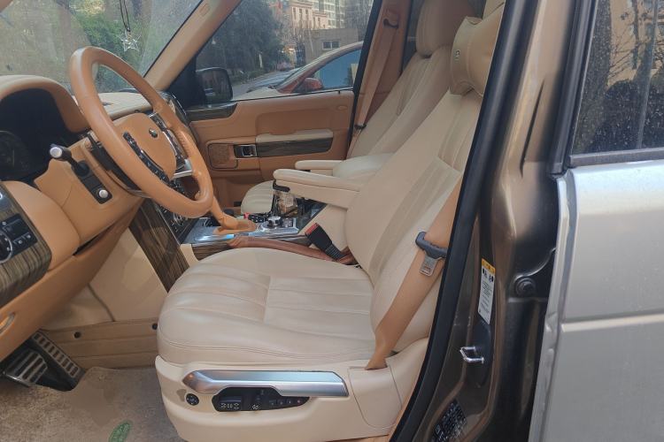 Used Land Rover Range 2012 5.0 SC V8 Prestige Genesis Edition Left Front Seat