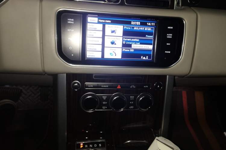 Used Land Rover Range  Audio And AC Panel