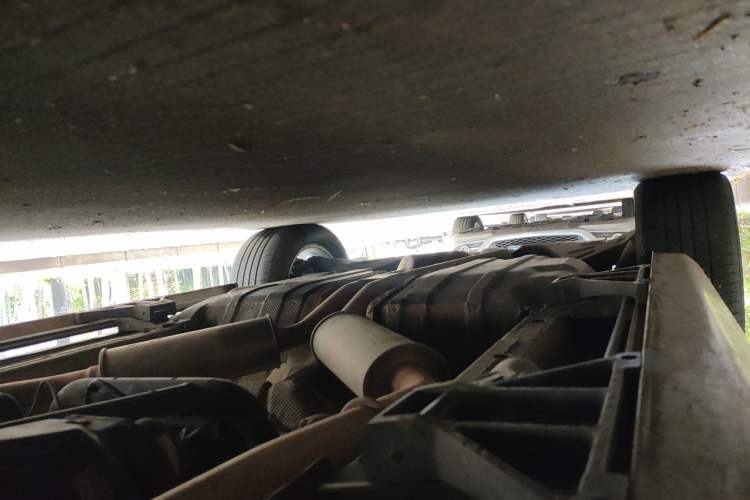 Used Land Rover Range 2012 5.0 NA V8 Chassis Front Right