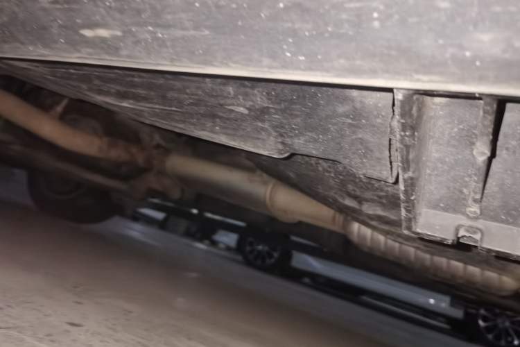 Used Land Rover Range  Chassis Rear Left