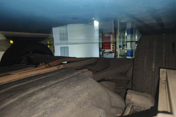 Used Land Rover Range 2012 5.0 SC V8 Chassis Rear Right