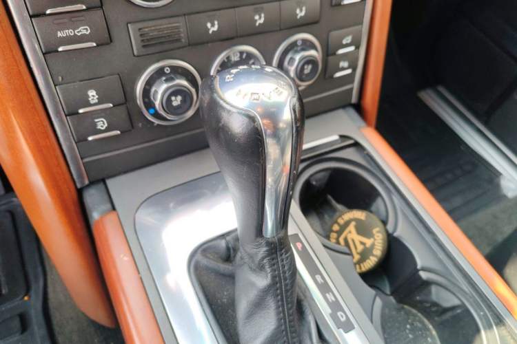 Used Land Rover Range 2012 5.0 SC V8 Gear Lever