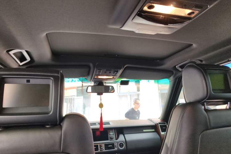 Used Land Rover Range 2012 5.0 NA V8 Headliner