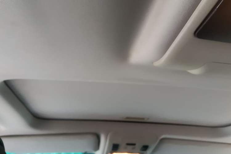 Used Land Rover Range 2012 5.0 SC V8 Headliner