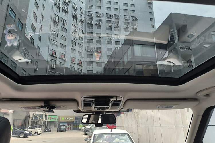 Used Land Rover Range  Headliner