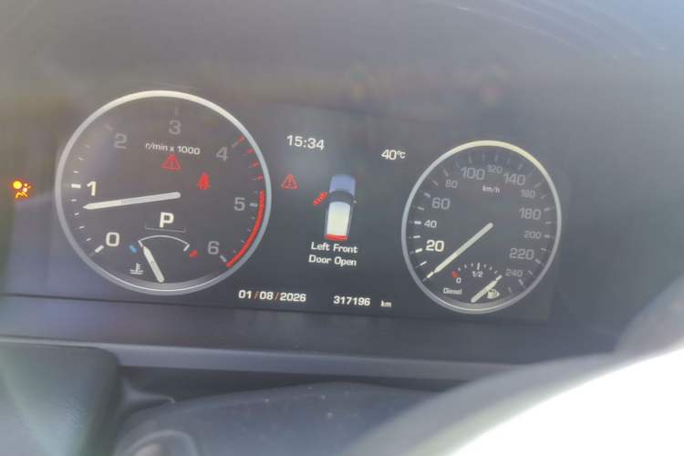 Used Land Rover Range 2012 4.4 TDV8 Instrument Cluster