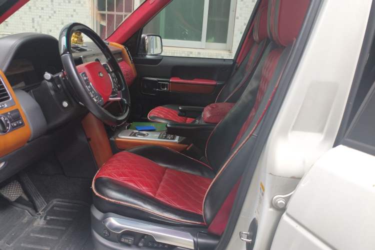 Used Land Rover Range 2012 4.4 TDV8 Left Front Seat