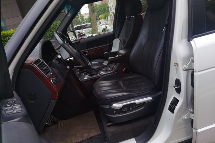 Used Land Rover Range 2012 5.0 SC V8 Left Front Seat