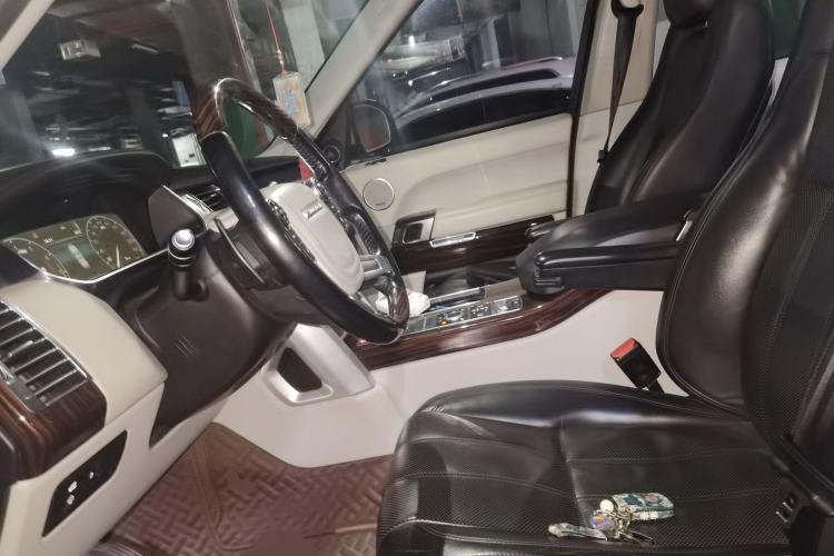 Used Land Rover Range  Left Front Seat