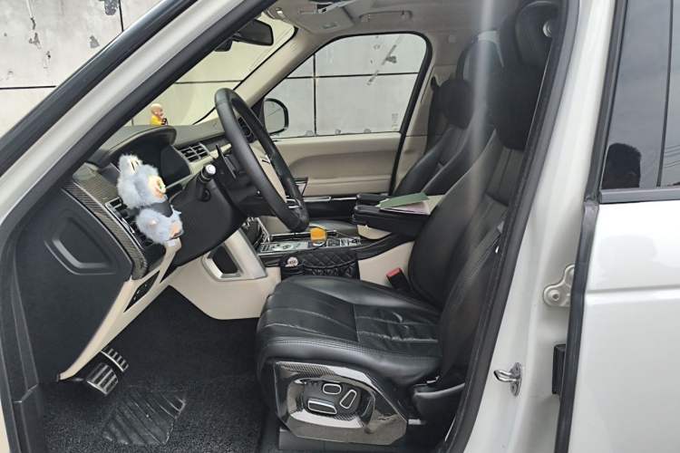 Used Land Rover Range  Left Front Seat