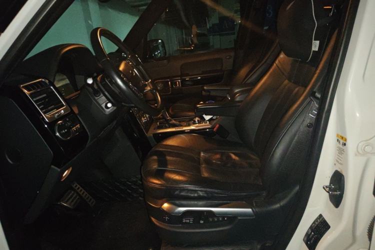 Used Land Rover Range 2012 5.0 SC V8 Left Front Seat