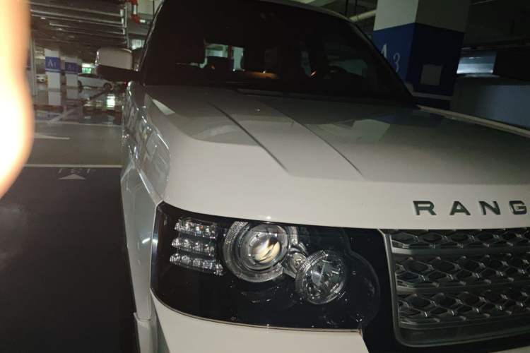 Used Land Rover Range 2012 5.0 SC V8 Right Front Headlight