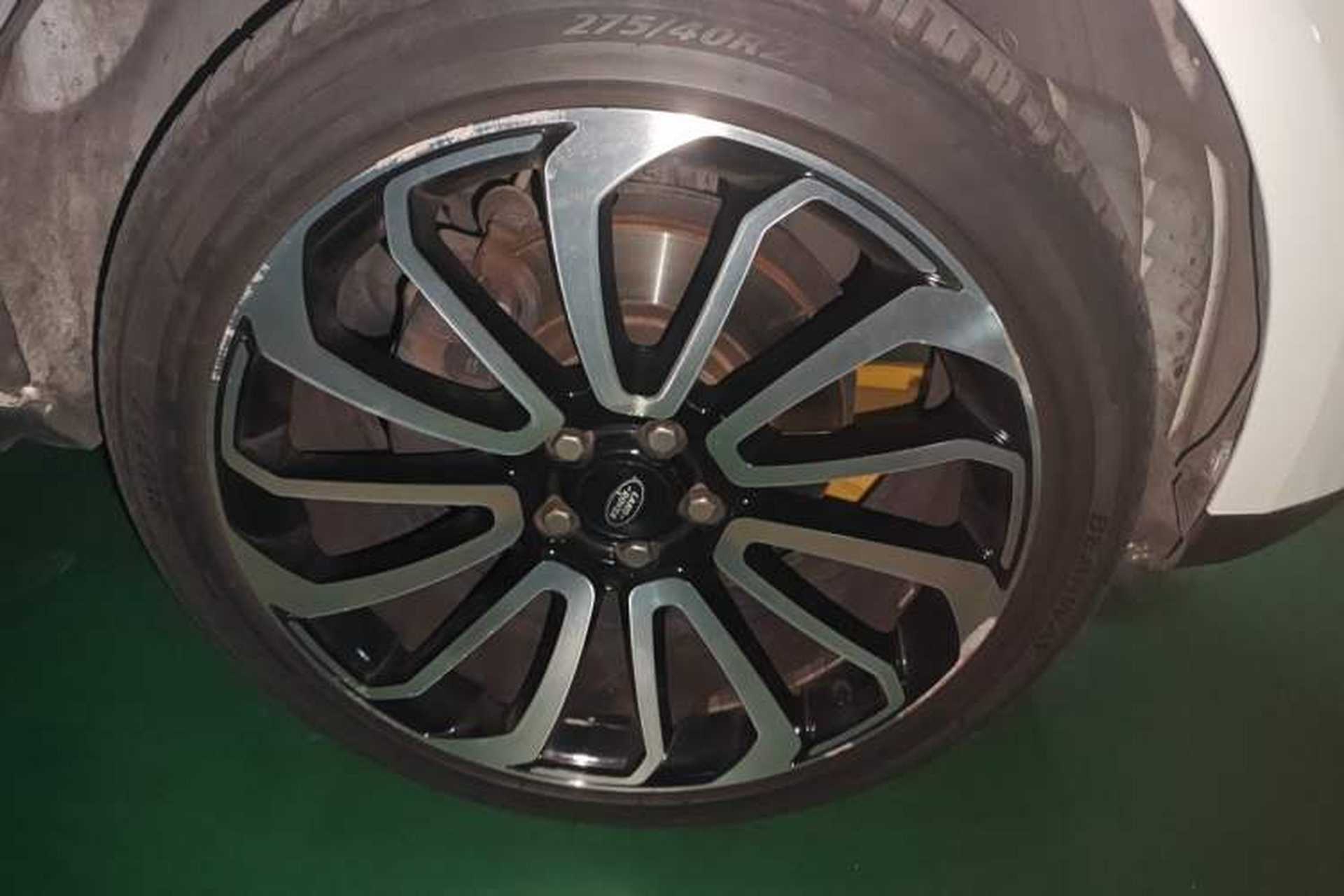 Used Land Rover Range  Right Front Wheel Hub