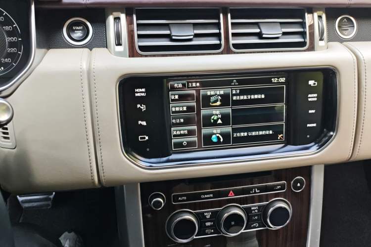 Used Land Rover Range 2013 5.0 SC V8 AB Prestige Genesis Edition Audio And AC Panel