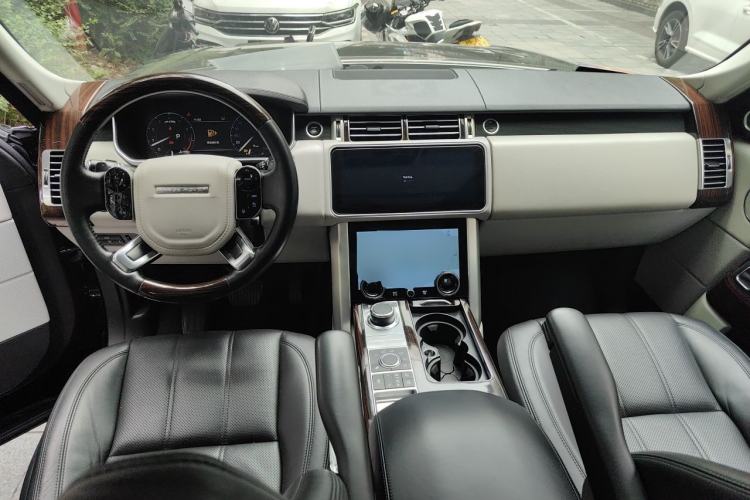 Used Land Rover Range  Center Console