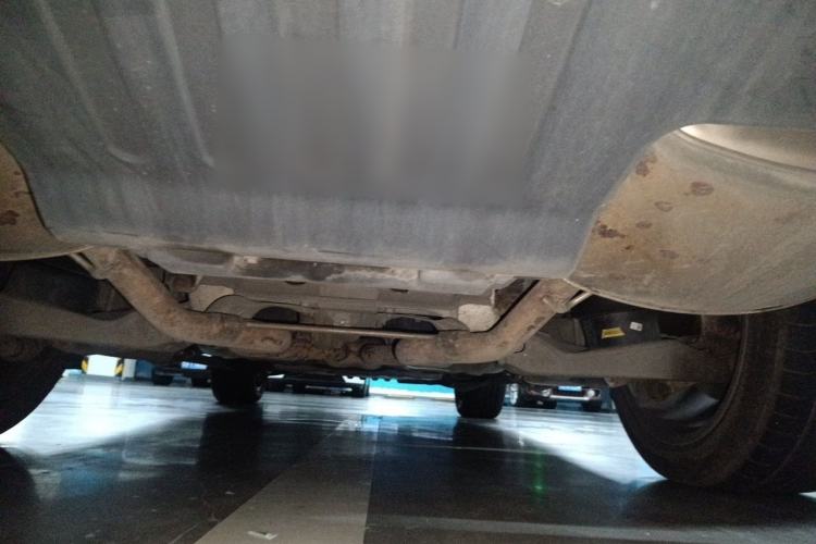 Used Land Rover Range 2013 NA 5.0 V8 Vogue SE Chassis Front