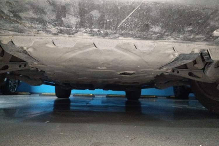 Used Land Rover Range 2013 NA 5.0 V8 Vogue SE Chassis Rear