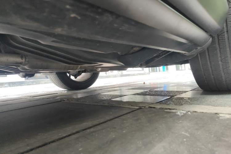 Used Land Rover Range  Chassis Rear Left