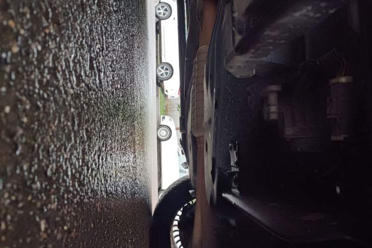 Used Land Rover Range  Chassis Rear Left