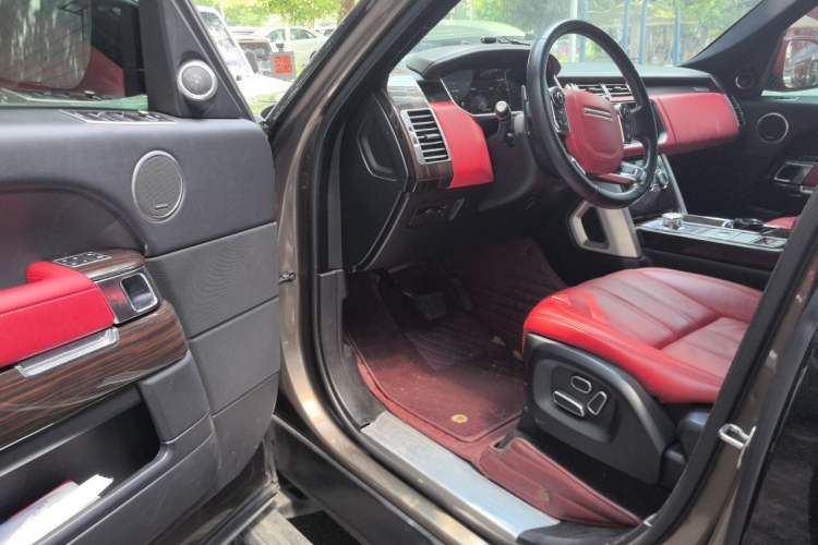 Used Land Rover Range 2013 3.0 TDV6 Vogue Driver Seat