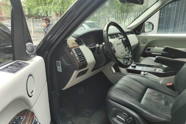 Used Land Rover Range  Driver Seat