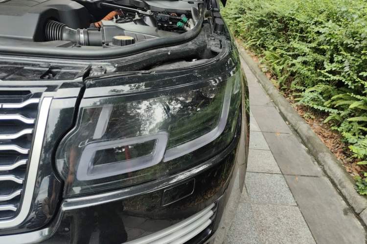 Used Land Rover Range  Engine Bay Left