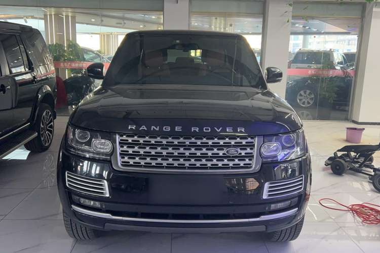 Used Land Rover Range 2013 NA 5.0 V8 Vogue SE Exterior 1