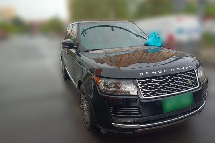 Used Land Rover Range  Front Right 45 Deg