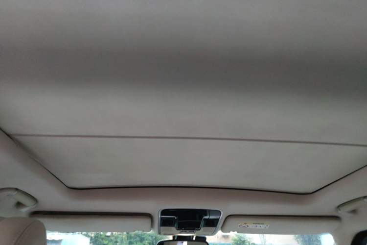 Used Land Rover Range 2013 5.0 SC V8 Vogue SE Headliner
