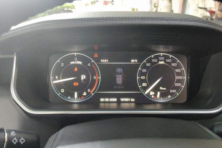 Used Land Rover Range 2013 3.0 TDV6 Vogue Instrument Cluster