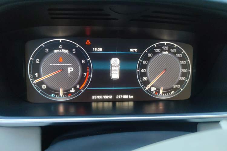 Used Land Rover Range 2013 5.0 SC V8 Vogue SE Instrument Cluster