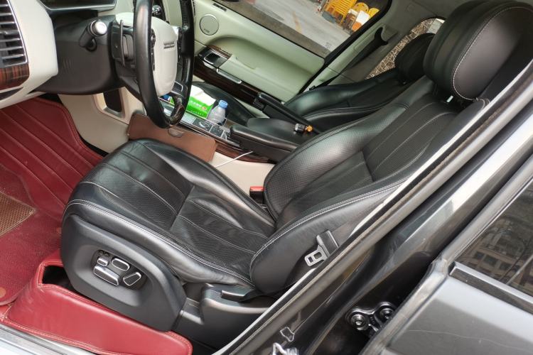 Used Land Rover Range 2013 3.0 TDV6 Vogue Left Front Seat