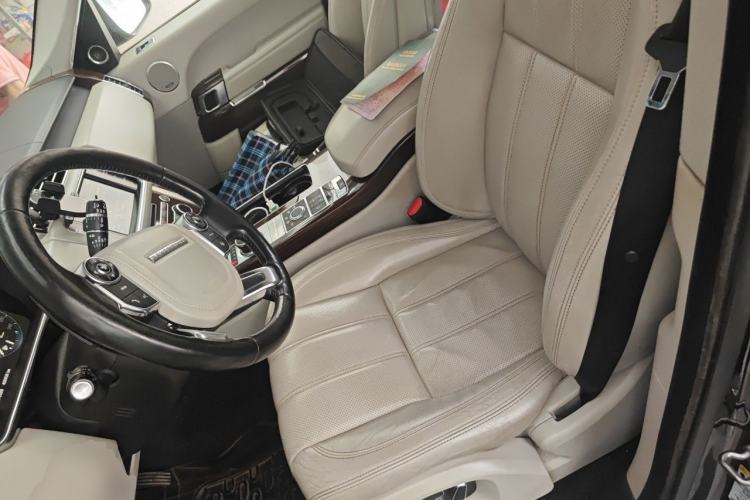 Used Land Rover Range 2013 3.0 TDV6 Vogue Left Front Seat