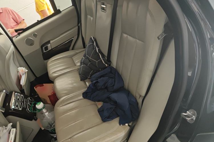 Used Land Rover Range 2013 3.0 TDV6 Vogue Left Rear Seat
