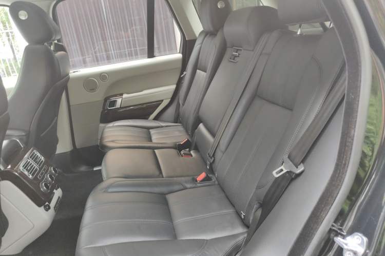 Used Land Rover Range  Left Rear Seat