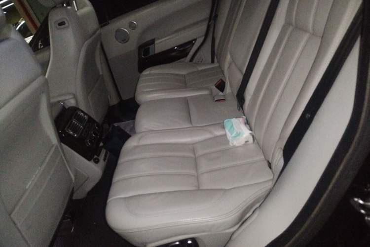 Used Land Rover Range 2013 NA 5.0 V8 Vogue SE Left Rear Seat