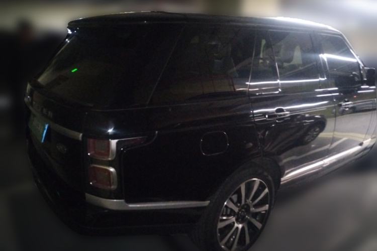 Used Land Rover Range 2013 NA 5.0 V8 Vogue SE Rear Right 45 Deg